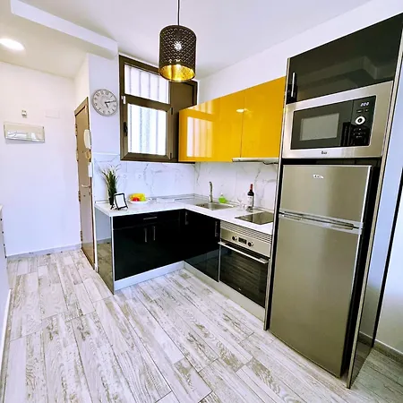 Bohemian Next To Yumbo