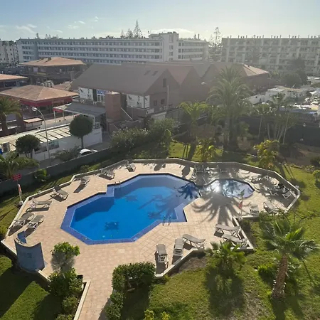 Bohemian Next To Yumbo Appartement