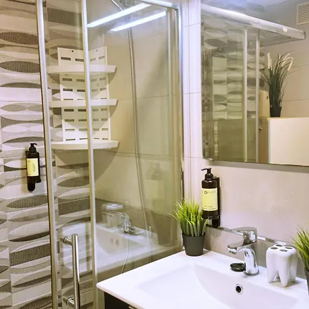 Bohemian Next To Yumbo Apartamento *